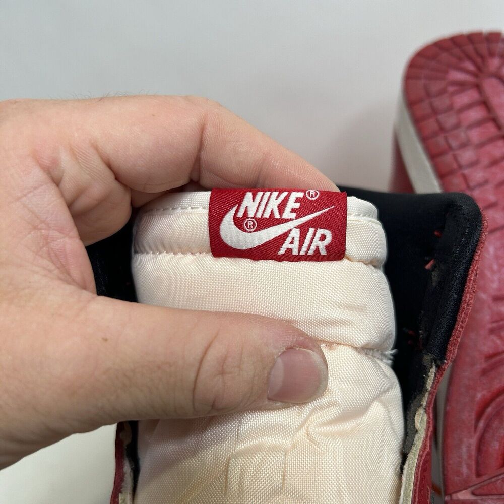 Nike Air Jordan 1 Retro High OG Chicago Reimagined “Lost & Found” - Picture 11 of 11